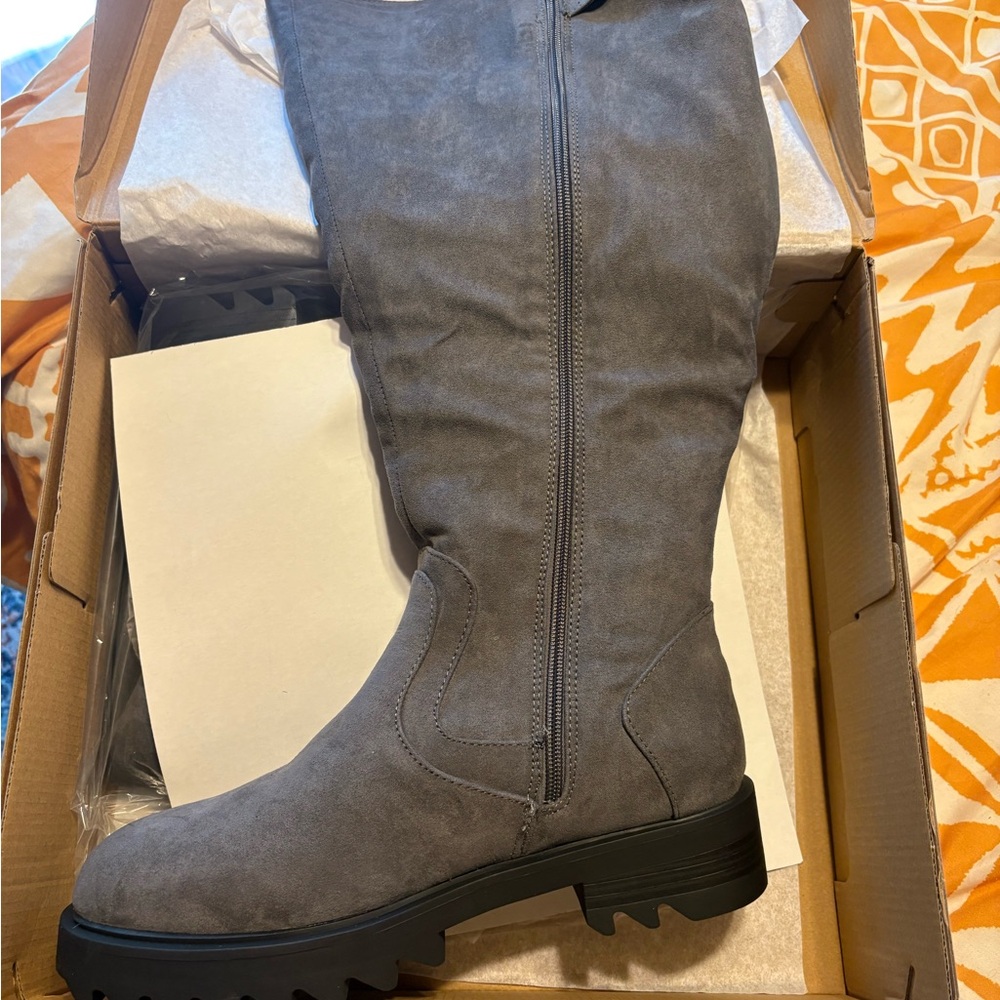 JustFab Over the Knee Gray Boots